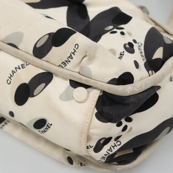 CHANEL Tote Bag Canvas White Silver CC Auth 134829