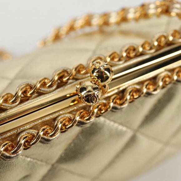CHANEL Matelasse Chain Shoulder Bag Leather Gold CC Auth 134853M