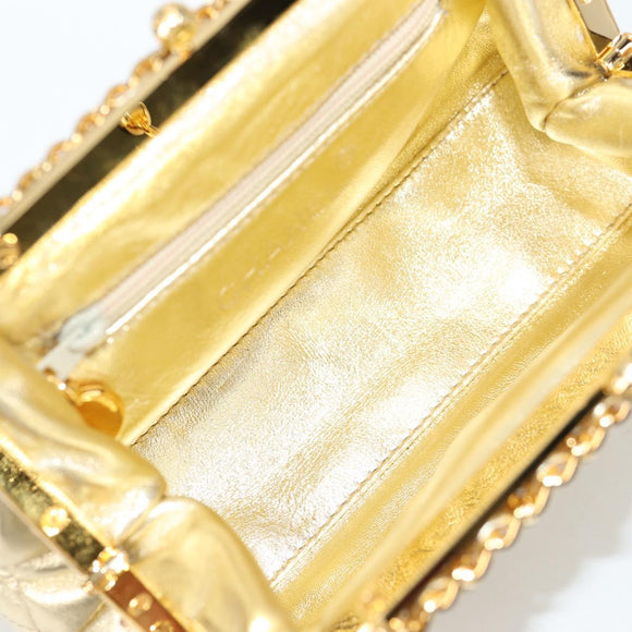 CHANEL Matelasse Chain Shoulder Bag Leather Gold CC Auth 134853M