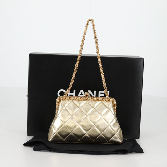 CHANEL Matelasse Chain Shoulder Bag Leather Gold CC Auth 134853SM
