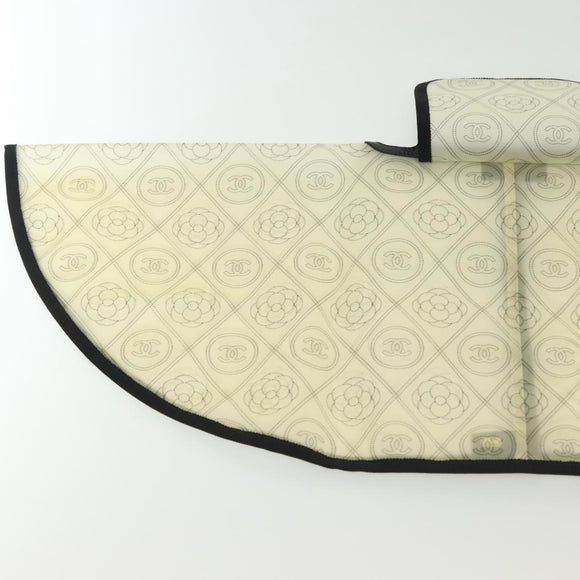 CHANEL Rain Cover Vinyl Ivory CC Auth 134924M