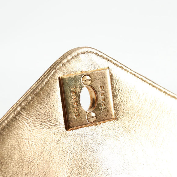 CHANEL Matelasse Chain Shoulder Bag Lamb Skin Red Gold CC Auth 134958V