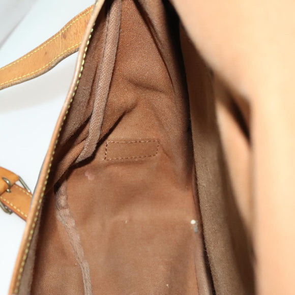 LOUIS VUITTON Monogram Saumur 35 Shoulder Bag M42254 LV Auth 135031