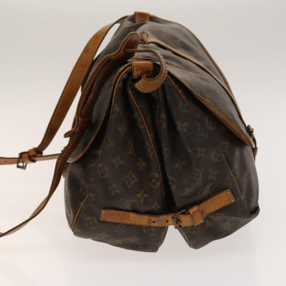 LOUIS VUITTON Monogram Saumur 35 Shoulder Bag M42254 LV Auth 135031