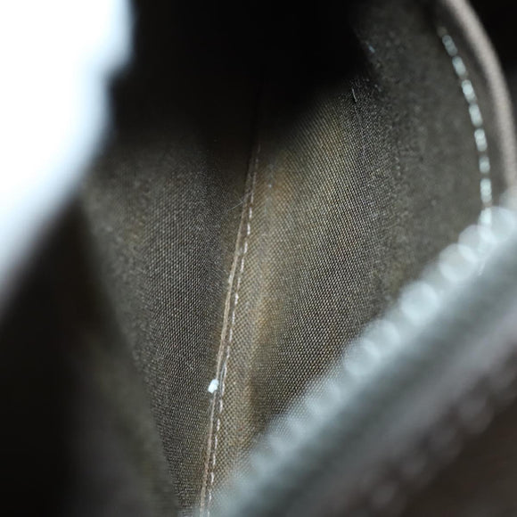 LOUIS VUITTON Taiga Beluga Shoulder Bag Grizzly M30918 LV Auth 135183