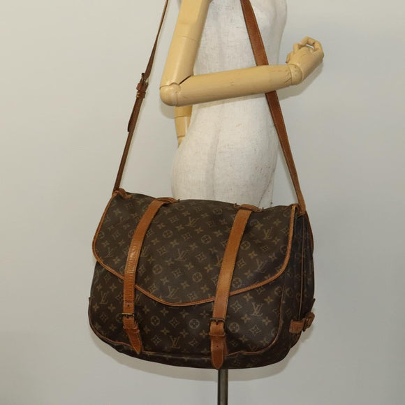 LOUIS VUITTON Monogram Saumur 43 Shoulder Bag M42252 LV Auth 135367