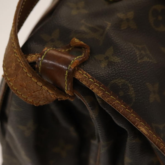 LOUIS VUITTON Monogram Saumur 43 Shoulder Bag M42252 LV Auth 135367