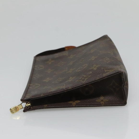 LOUIS VUITTON Monogram Poche Toilette 19 Pouch M47544 LV Auth 135578