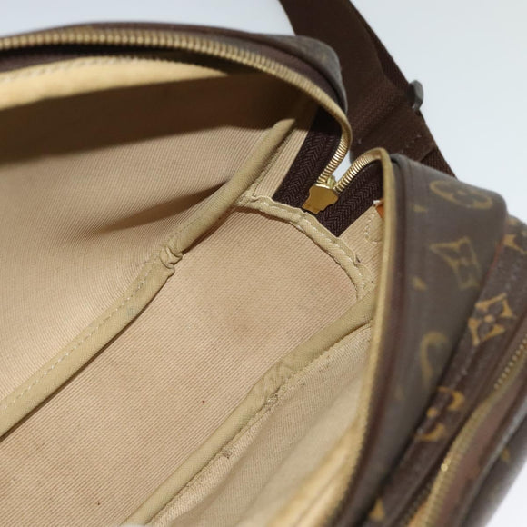 LOUIS VUITTON Monogram Reporter GM Shoulder Bag M45252 LV Auth 135633