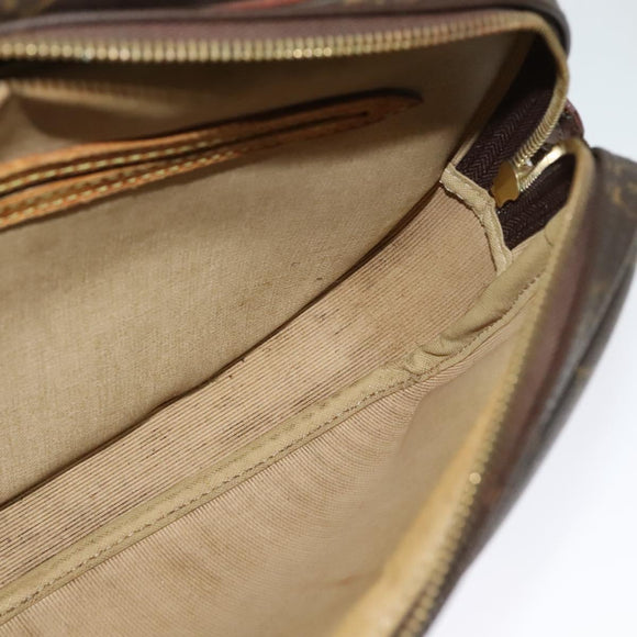 LOUIS VUITTON Monogram Reporter GM Shoulder Bag M45252 LV Auth 135633