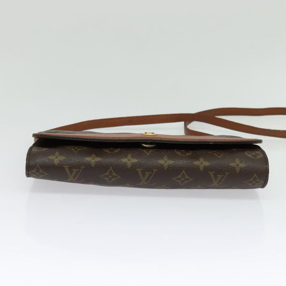 LOUIS VUITTON Monogram Bordeaux 27 Shoulder Bag M51797 LV Auth 135649