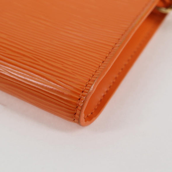 LOUIS VUITTON Epi Pochette Accessoires Pouch Orange Mandarin M5294H Auth 135912V