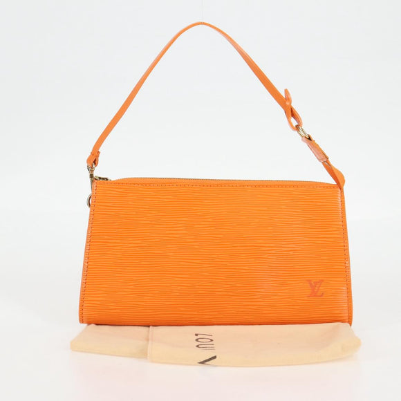 LOUIS VUITTON Epi Pochette Accessoires Pouch Orange Mandarin M5294H Auth 135912V