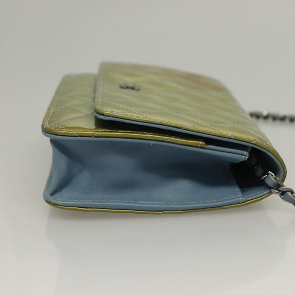 CHANEL Matelasse Chain Shoulder Bag Enamel Leather Green CC Auth 135999