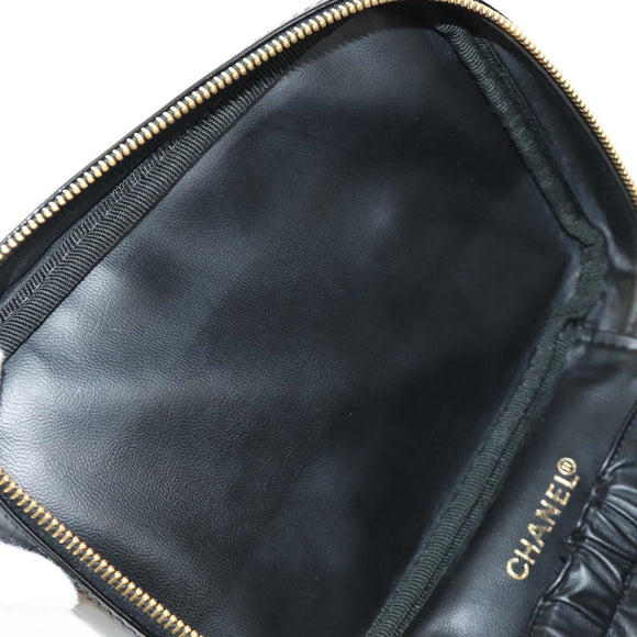CHANEL Vanity Pouch Patent leather Black Gold CC Auth 136084