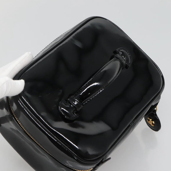 CHANEL Vanity Pouch Patent leather Black Gold CC Auth 136084