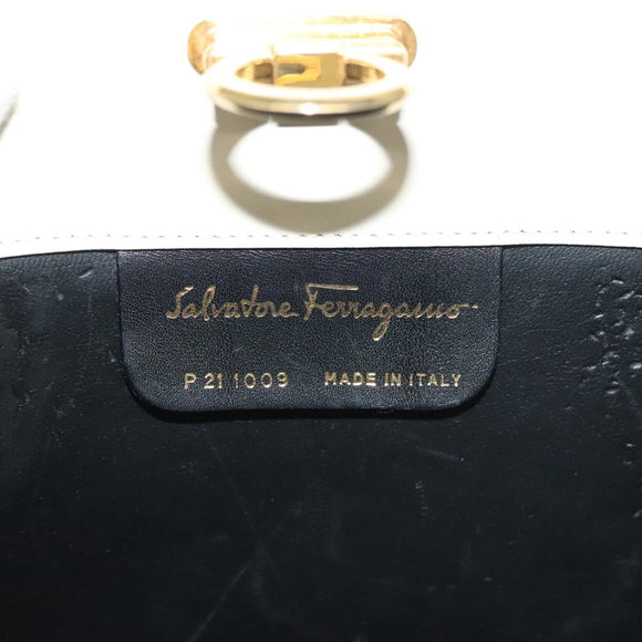 Salvatore Ferragamo Chain Gancini Shoulder Bag Leather White Gold Auth 136190