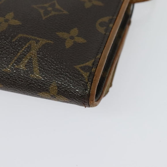 LOUIS VUITTON Monogram Pochette Twin GM Shoulder Bag M51852 LV Auth 136381