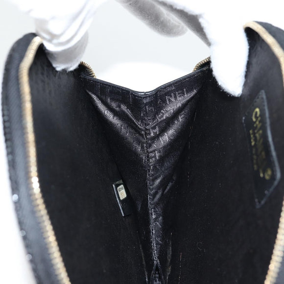 CHANEL Pouch Patent leather Black CC Auth 136541M