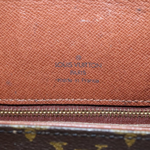 LOUIS VUITTON Monogram Saint Cloud GM Shoulder Bag M51242 LV Auth 136655