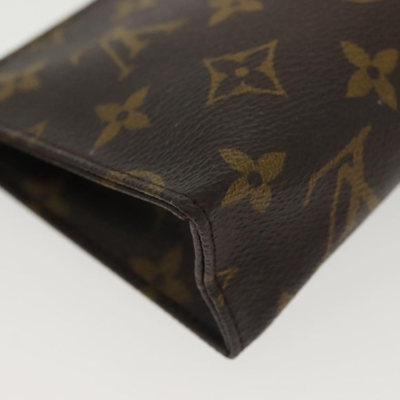 LOUIS VUITTON Monogram Poche Toilette 15 Pouch M47546 LV Auth 136698