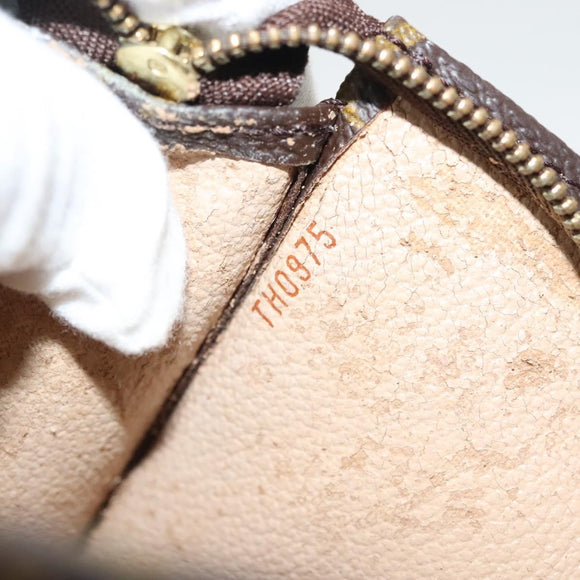 LOUIS VUITTON Monogram Poche Toilette 15 Pouch M47546 LV Auth 136698