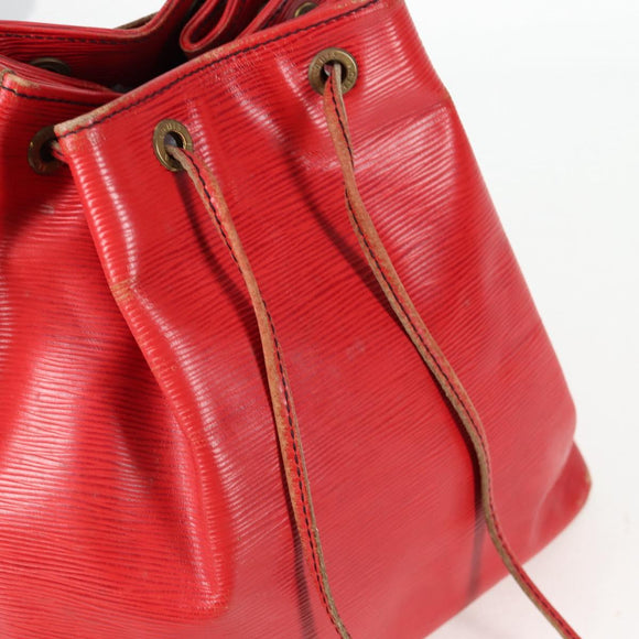LOUIS VUITTON Epi Petit Noe Shoulder Bag Red M44107 LV Auth 136852