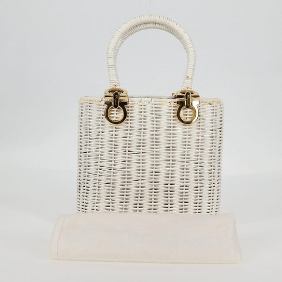 Salvatore Ferragamo Gancini Hand Bag Raffia White Gold Auth 136858V