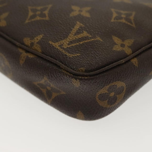 LOUIS VUITTON Monogram Pochette Accessoires Pouch M51980 LV Auth 137062