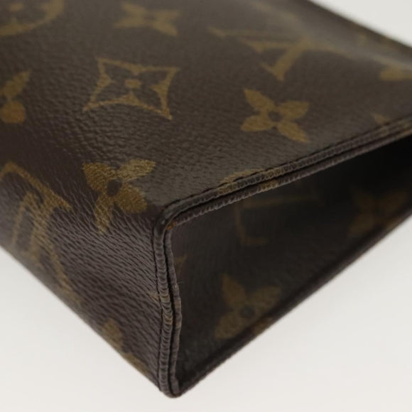 LOUIS VUITTON Monogram Poche Toilette 15 Pouch M47546 LV Auth 137296