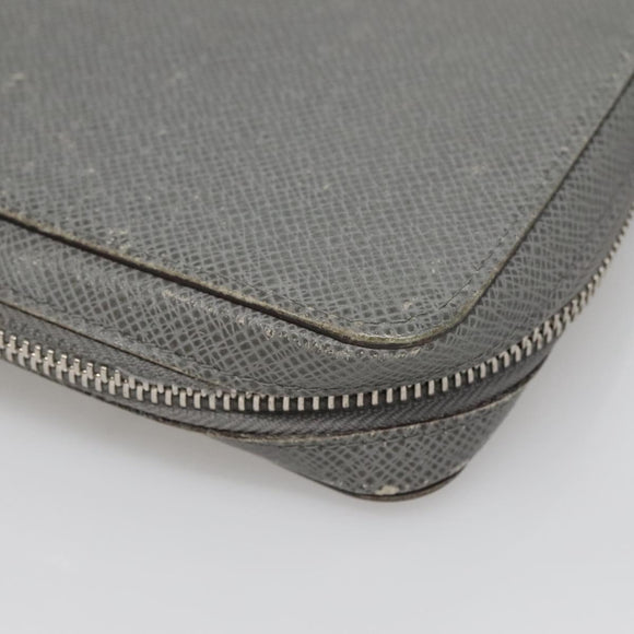 LOUIS VUITTON Taiga Zippy XL Long Wallet Gracie M42856 LV Auth 137308