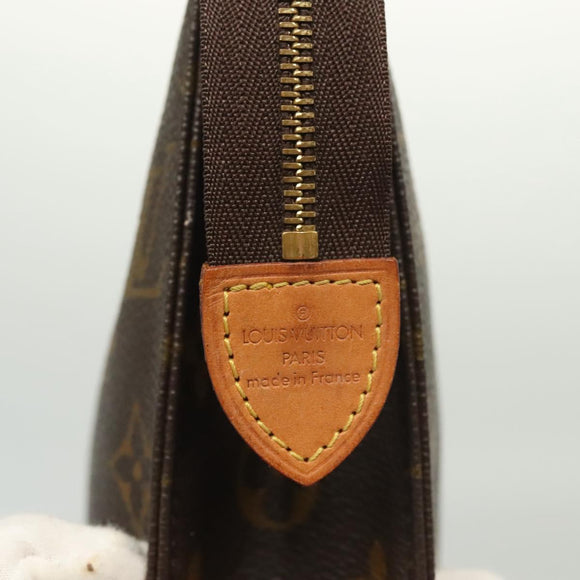 LOUIS VUITTON Monogram Poche Toilette 19 Pouch M47544 LV Auth 137378