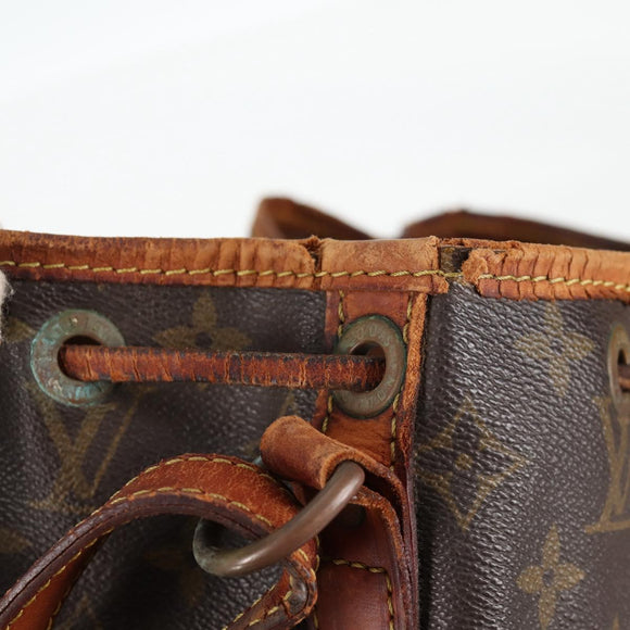 LOUIS VUITTON Monogram Petit Noe Shoulder Bag M42226 LV Auth 137554