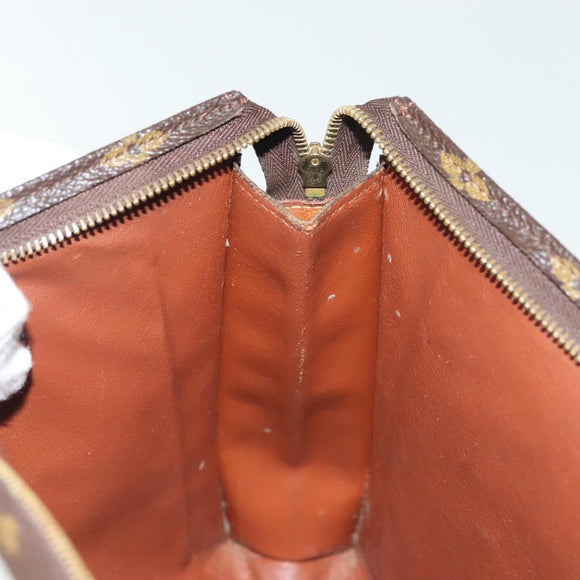 LOUIS VUITTON Monogram Posh Toilette 26 Pouch M47542 LV Auth 137555