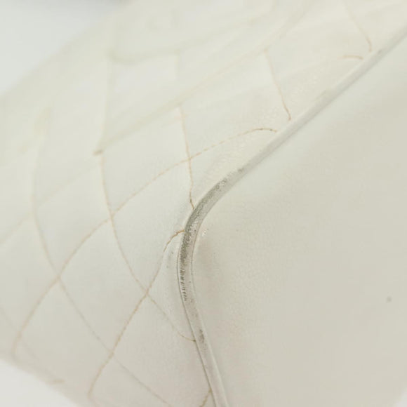 CHANEL Matelasse Reprint Tote Bag Caviar Skin White CC Auth 137578