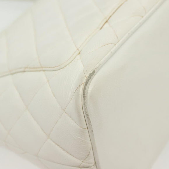CHANEL Matelasse Reprint Tote Bag Caviar Skin White CC Auth 137578