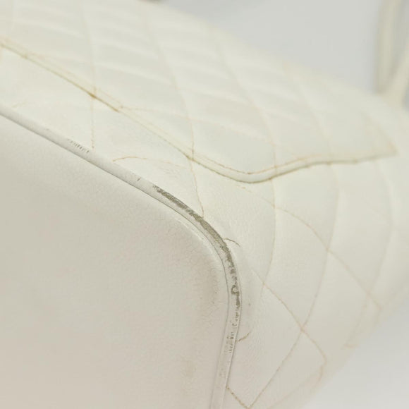 CHANEL Matelasse Reprint Tote Bag Caviar Skin White CC Auth 137578