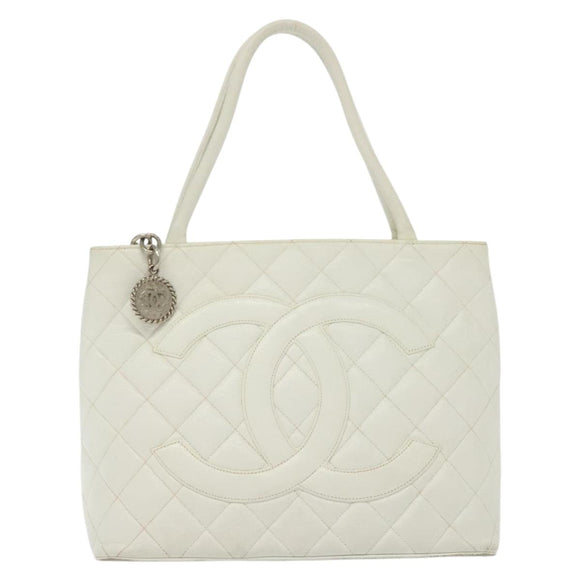 CHANEL Matelasse Reprint Tote Bag Caviar Skin White CC Auth 137578