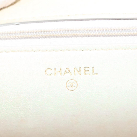 CHANEL Matelasse Chain Wallet Shoulder Bag Lamb Skin Gold Tone CC Auth 137823
