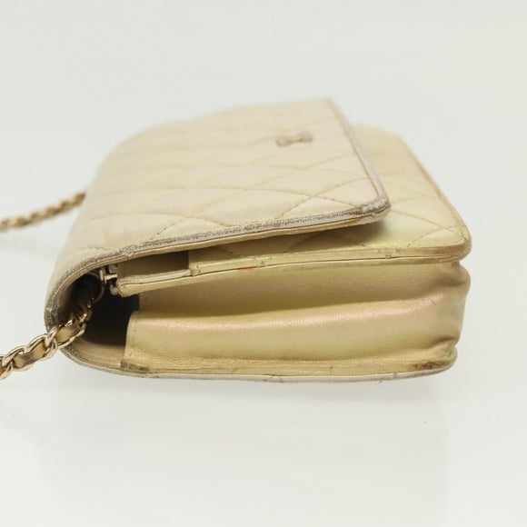 CHANEL Matelasse Chain Wallet Shoulder Bag Lamb Skin Gold Tone CC Auth 137823
