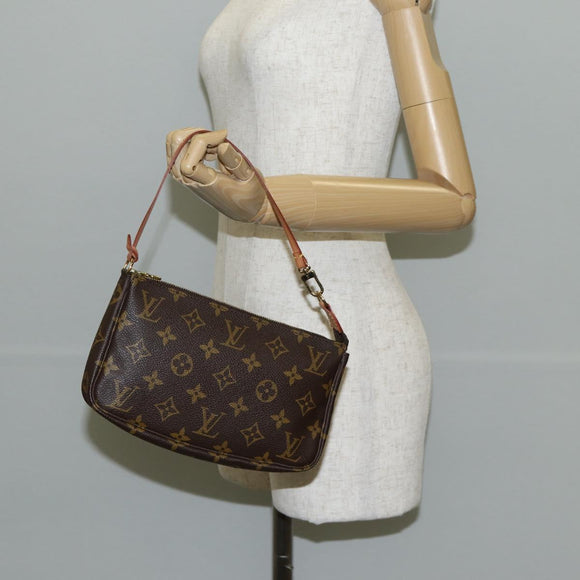 LOUIS VUITTON Monogram Pochette Accessoires Pouch M51980 LV Auth 138067V