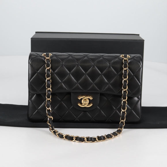 CHANEL Matelasse 23 Chain Shoulder Bag Lamb Skin Black Gold CC Auth 138087SM
