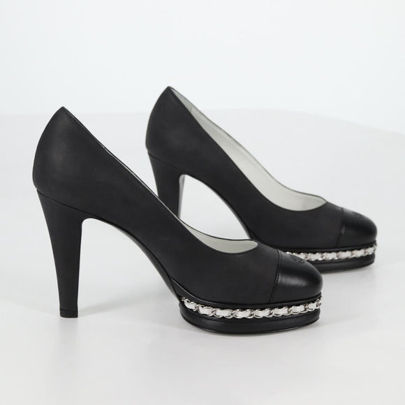 CHANEL Pumps High Heels Leather 36C Black CC Auth 138153V