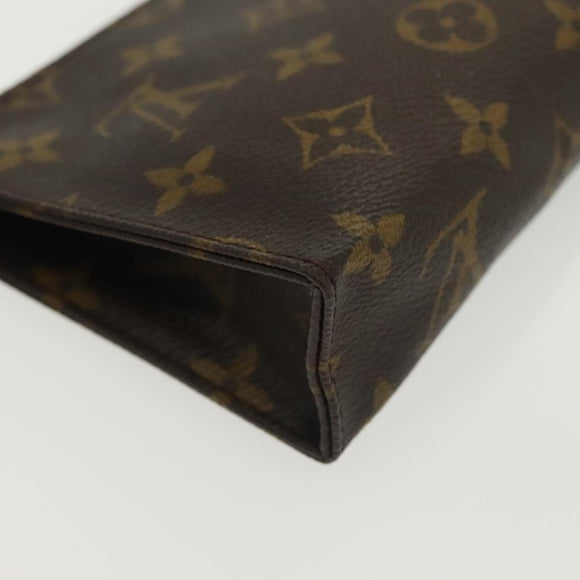 LOUIS VUITTON Monogram Poche Toilette 15 Pouch M47546 LV Auth 138160