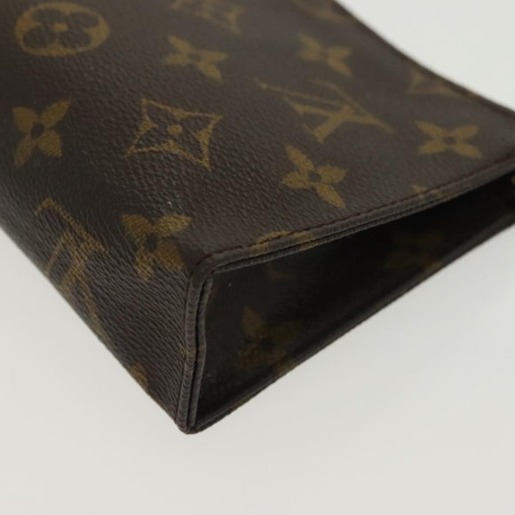 LOUIS VUITTON Monogram Poche Toilette 15 Pouch M47546 LV Auth 138160