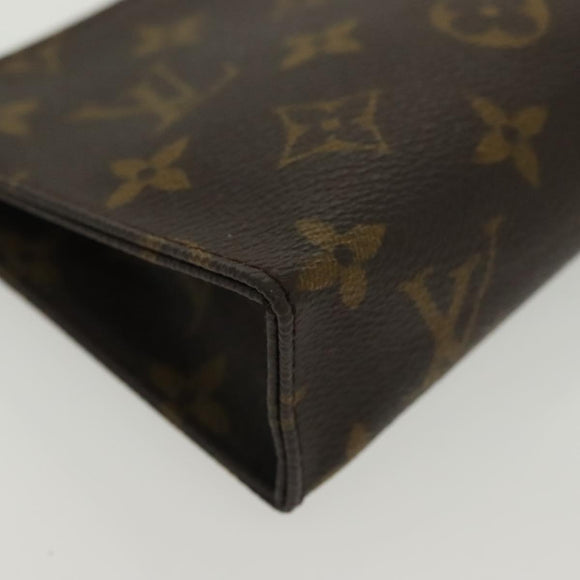 LOUIS VUITTON Monogram Poche Toilette 15 Pouch M47546 LV Auth 138160