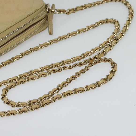 CHANEL Matelasse Chain Shoulder Bag Caviar Skin Beige Gold CC Auth 138257