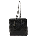 CHANEL Chain Shoulder Bag Patent leather Black Silver CC Auth 138276-2