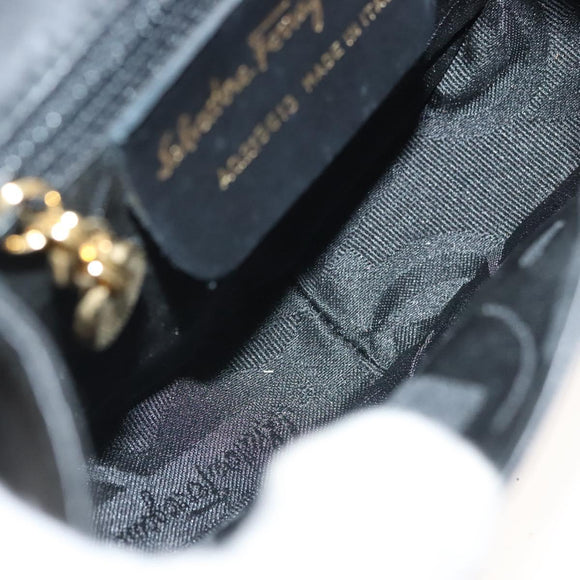 Salvatore Ferragamo Gancini Chain Shoulder Bag Leather Black Gold Auth 138877