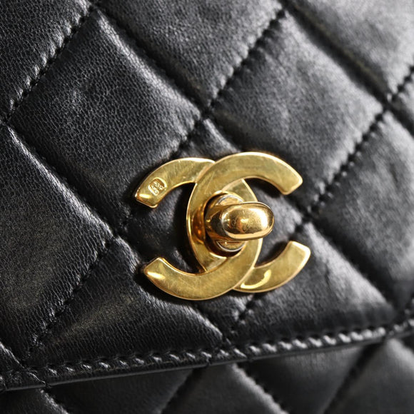 CHANEL Matelasse Double Turn Lock Coco Chain Bag Lamb Skin CC Auth 138976SA